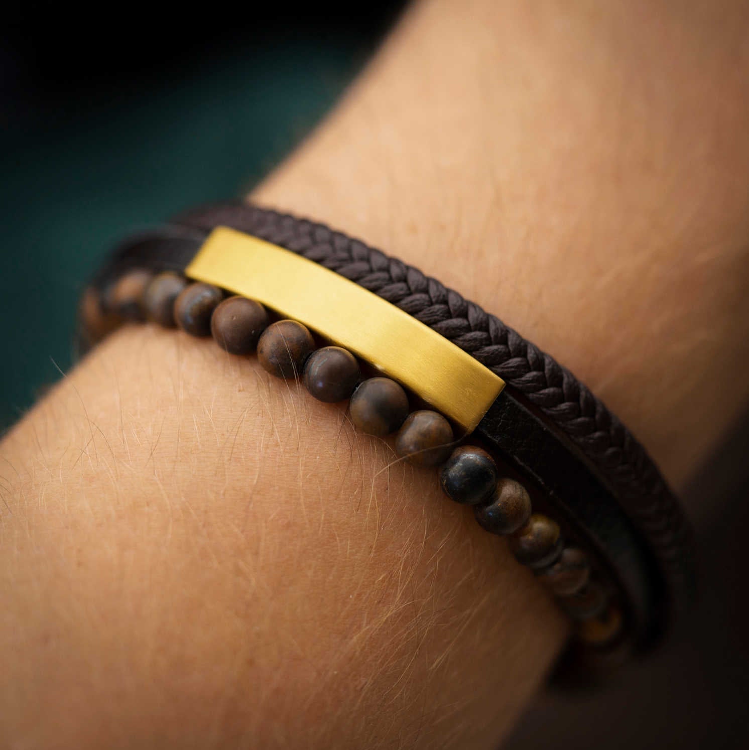 ARMBÅND I STÅL OG BRUNT SKINN 972513 - Bjerveur.noARMBÅND I STÅL OG BRUNT SKINN 972513