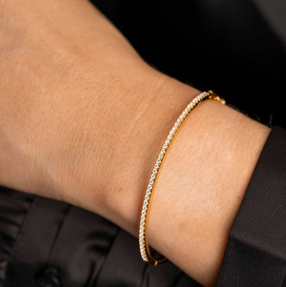 Armring i sølv med zirkonia 991909 - Bjerveur.noArmring i sølv med zirkonia 991909