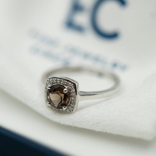 Ring i hvitt gull med diamant og røykkvarts, bilde 2 av 4