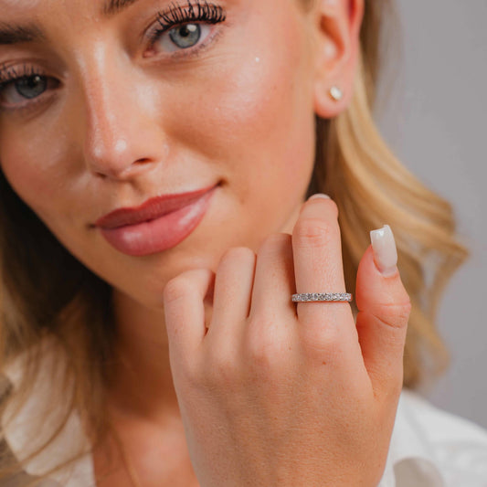 Eternal ring i 925 sølv med zirkonia, rekkering 3 mm, bilde 2 av 3