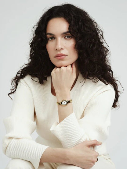 Belle Oval Gullfarget / Hvit 23x31 SKU | MB1418 - Bjerveur.noBelle Oval Gullfarget / Hvit 23x31 SKU | MB1418