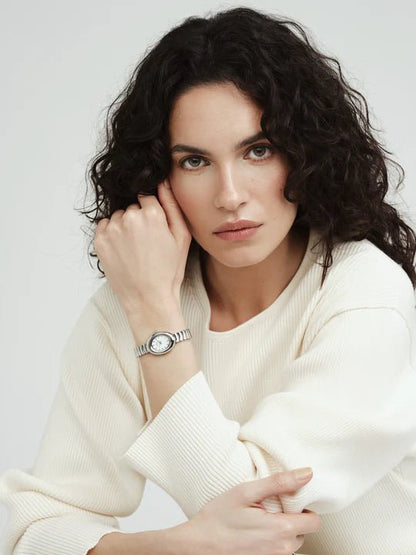 Belle Oval Sølvfarget / Hvit 23x31 SKU | MB1419 - Bjerveur.noBelle Oval Sølvfarget / Hvit 23x31 SKU | MB1419