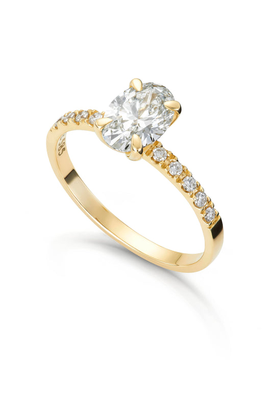 Svolder ring i 585 gult gull med laboratoriedyrket diamant 0,62 ct