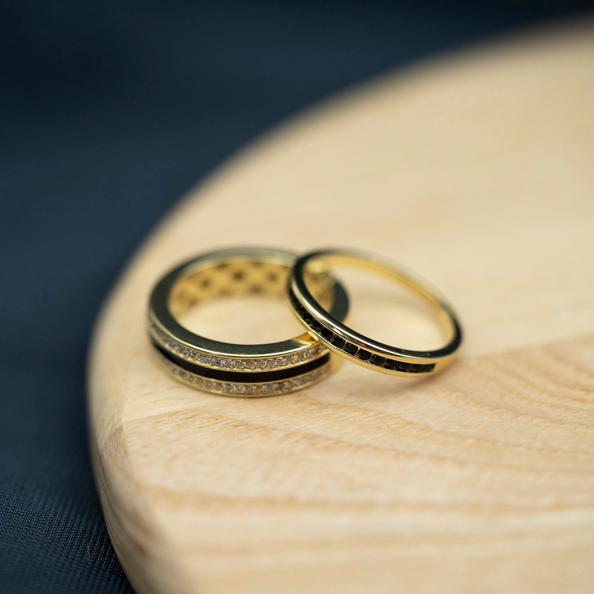Madrid ring i forgylt sølv med sort zirkonia, 3 mm, bilde 4 av 4