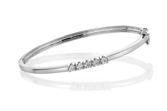 Armring i 585 hvitt gull med 5 diamanter 0,35 ct