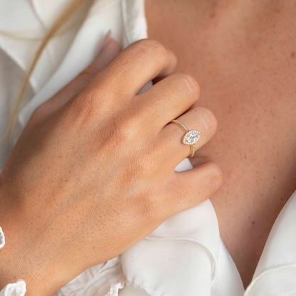 Ring i 14 karat gult gull med zirkonia 11 mm, bilde 2 av 3