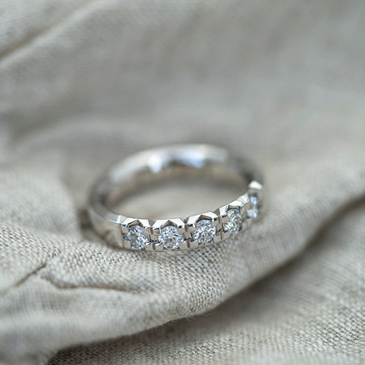 Beta ring i 14 karat hvitt gull med diamant 0,75 ct, bilde 2 av 4