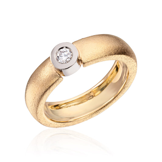 Visholm Design ring i børstet 585 tofarget gull med diamant 0,12 ct