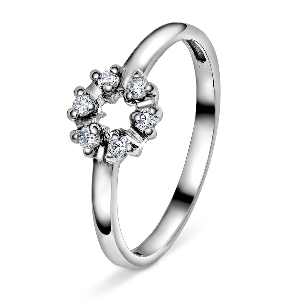 Ring i rhodinert 14 karat hvitt gull med diamant 0,12 ct