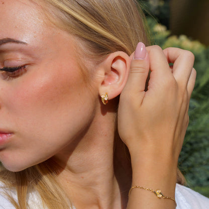 Serenity øredobber i forgylt 925 sølv med rosenkvarts, Aura hoops, bilde 2 av 4