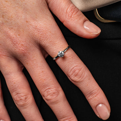 Gems ring i 14 karat hvitt gull med labdiamant 0,50 ct, bilde 2 av 5