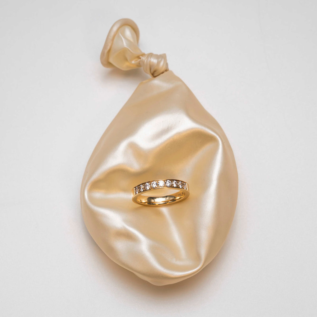 Radiant ring i gull med lab-grown diamant 0,54 ct, bilde 7