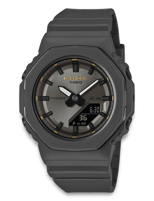 Casio G-Shock GMA-P2126W-8AER dameklokke i resin, bilde 1 av 4