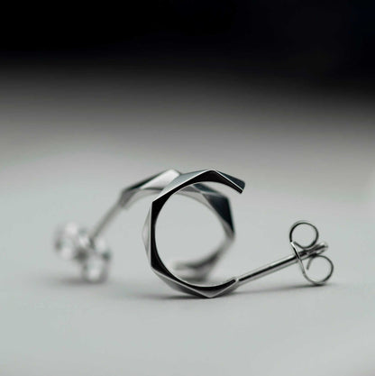 Fasett øredobber i gull 14900001 - Bjerveur.noFasett øredobber i gull 14900001