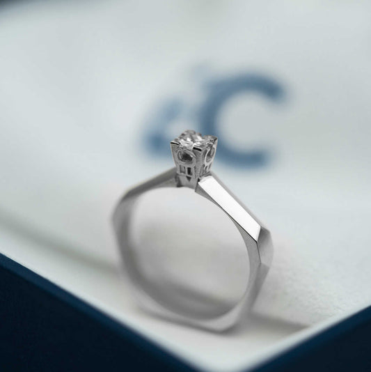 FASETTRING I GULL M/DIA 0,20 CT TWSI 12100004 - 020 - Bjerveur.noFASETTRING I GULL M/DIA 0,20 CT TWSI 12100004 - 020