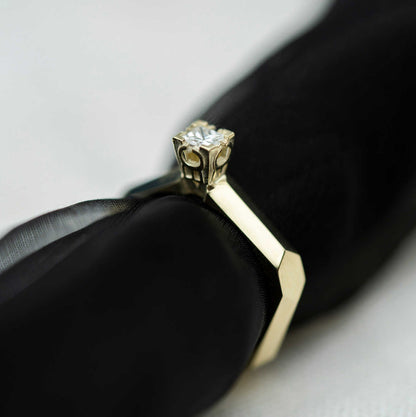 FASETTRING I GULL M/DIA 0,20 CT TWSI 22100004 - 020 - Bjerveur.noFASETTRING I GULL M/DIA 0,20 CT TWSI 22100004 - 020