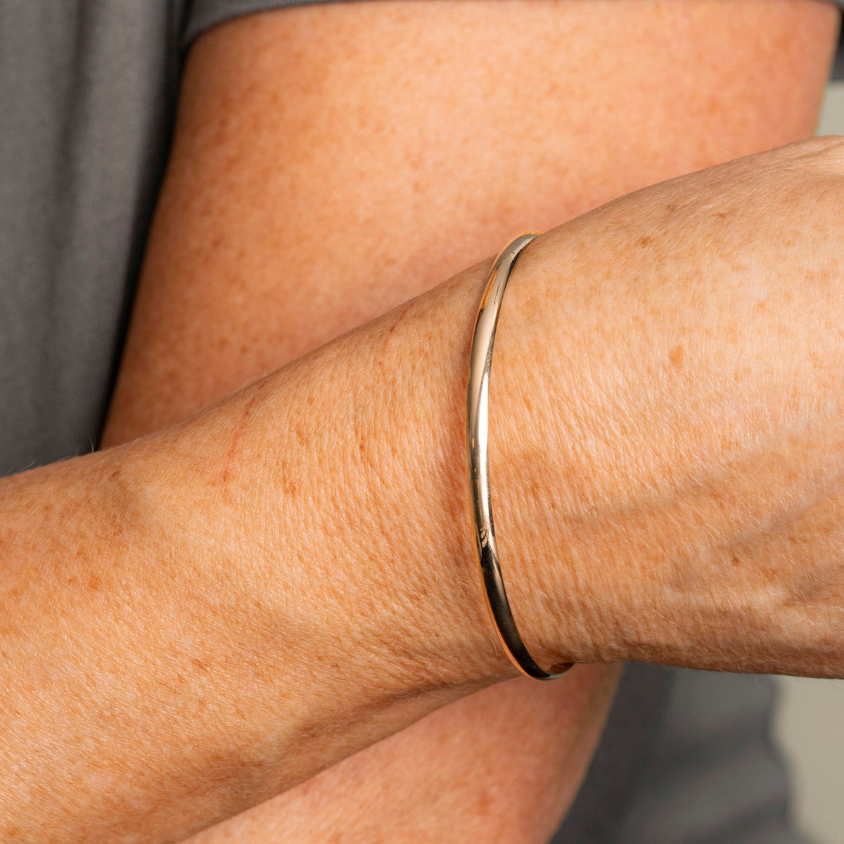 Armring i massivt 14 karat gult gull, bilde 7 av 16