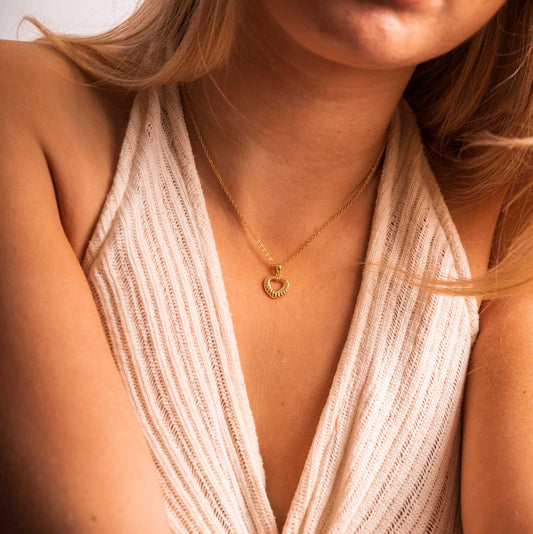 Hjerterille smykke i sølv 992322 - Bjerveur.noHjerterille smykke i sølv 992322