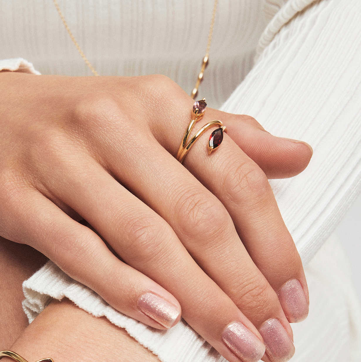 Mirage ring med rosa stener 992478 - Bjerveur.noMirage ring med rosa stener 992478