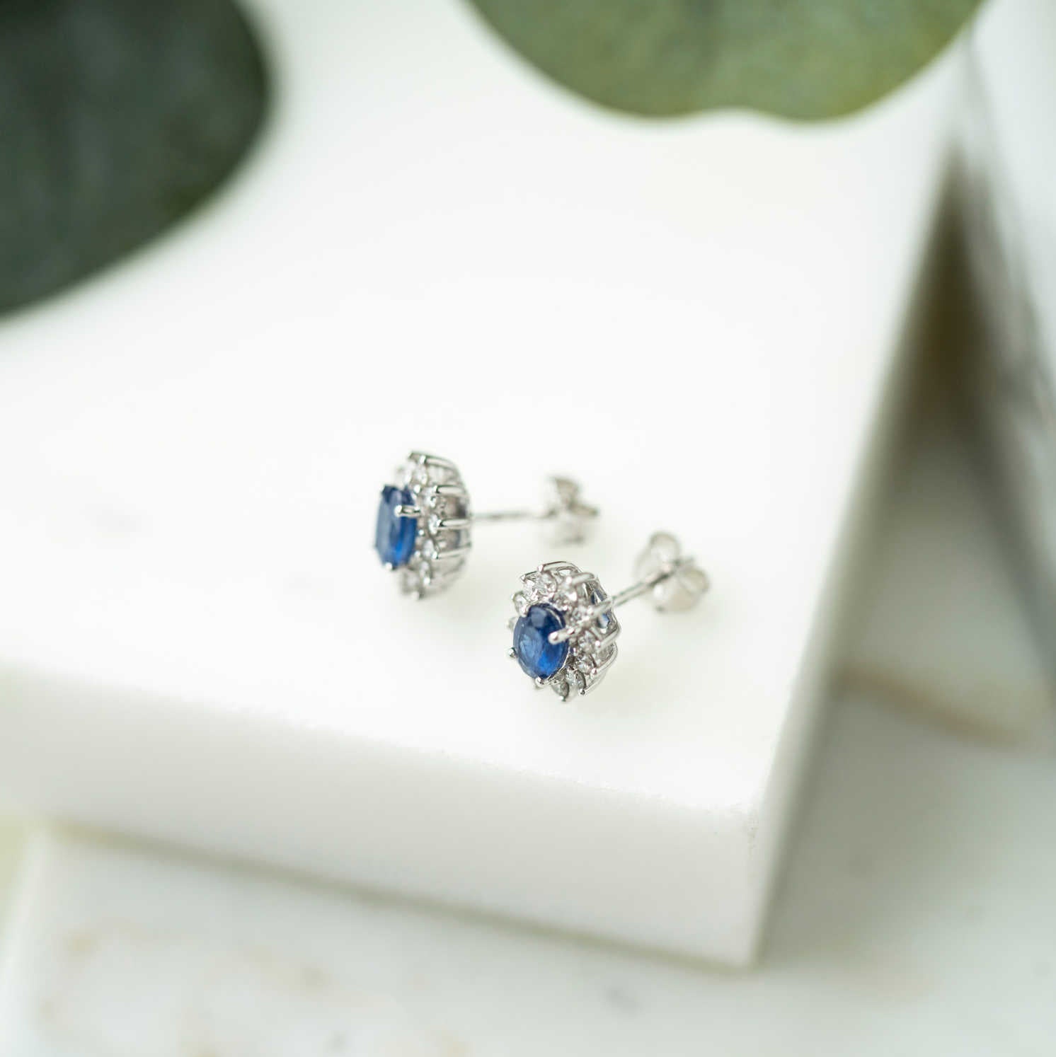 Øredobber i gull m/dia 0,48 ct TWSI 1415887 - SAF - Bjerveur.noØredobber i gull m/dia 0,48 ct TWSI 1415887 - SAF