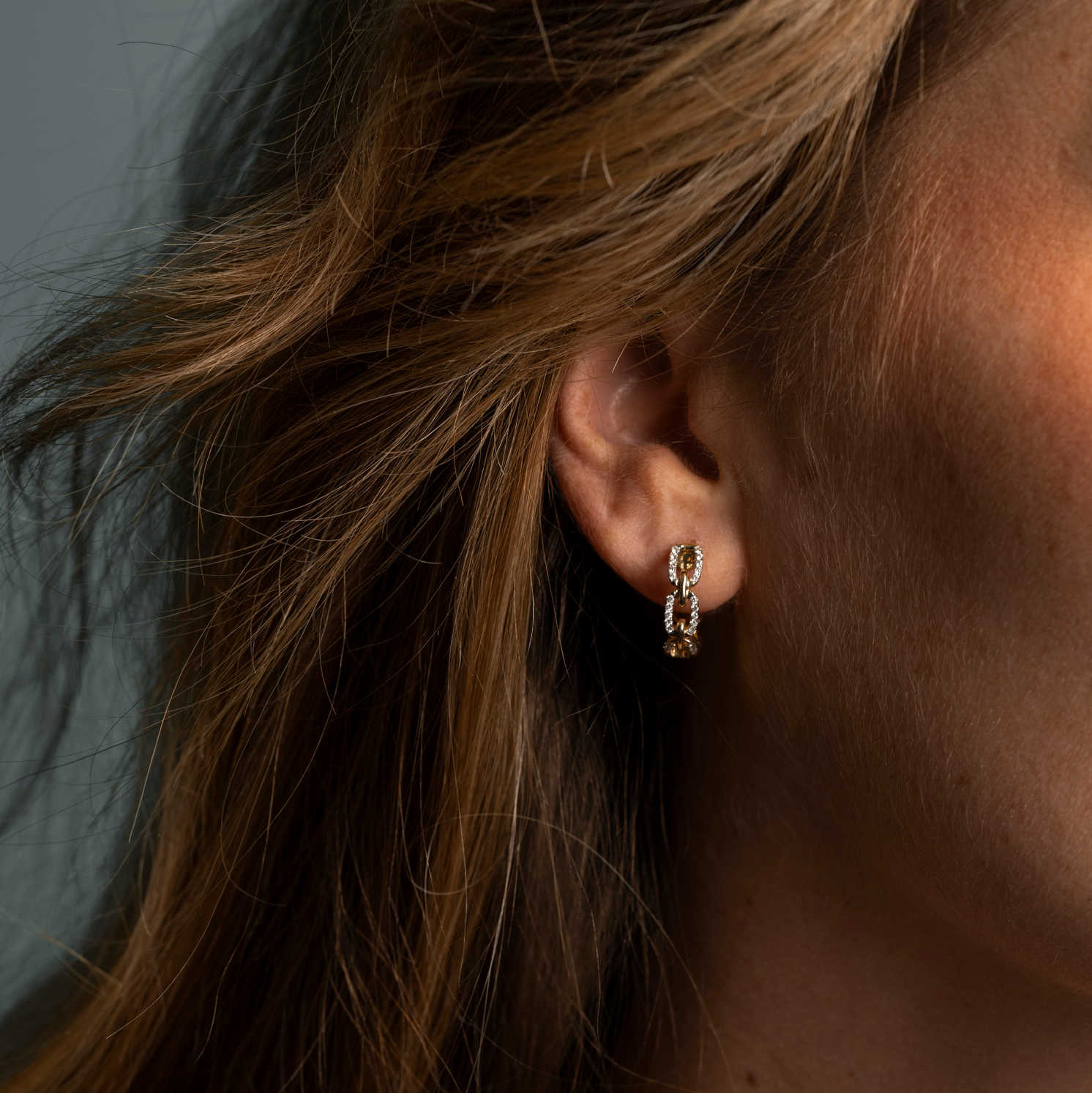 ØRERINGER I GULL MED DIAMANT 0,20 CT WSI 24150025 - Bjerveur.noØRERINGER I GULL MED DIAMANT 0,20 CT WSI 24150025