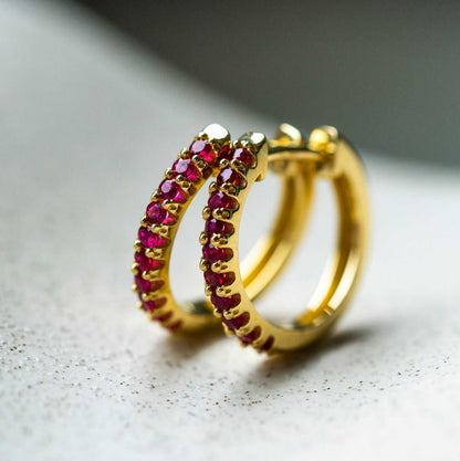 Øreringer i gull med rubin 24250032 - 25 - Bjerveur.noØreringer i gull med rubin 24250032 - 25