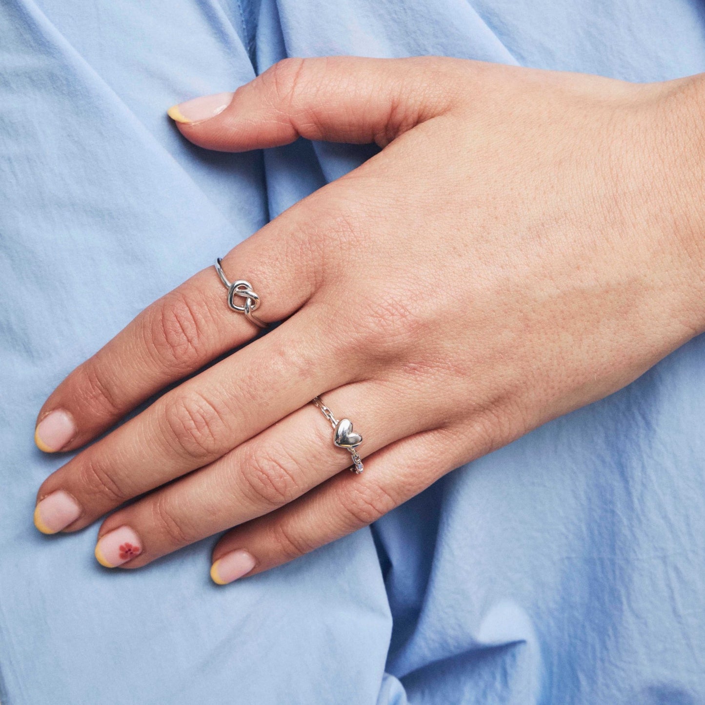 Ring i sølv knutehjerte 992358 - Bjerveur.noRing i sølv knutehjerte 992358
