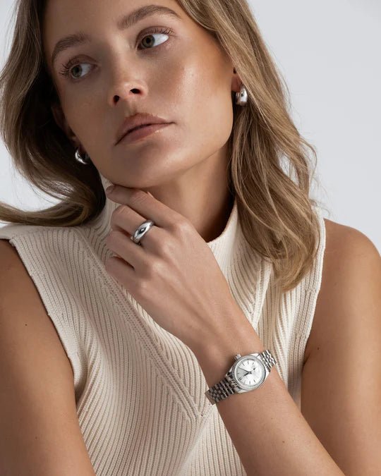 Royal Stål / Sølv 28mm SKU | MO539 - Bjerveur.noRoyal Stål / Sølv 28mm SKU | MO539