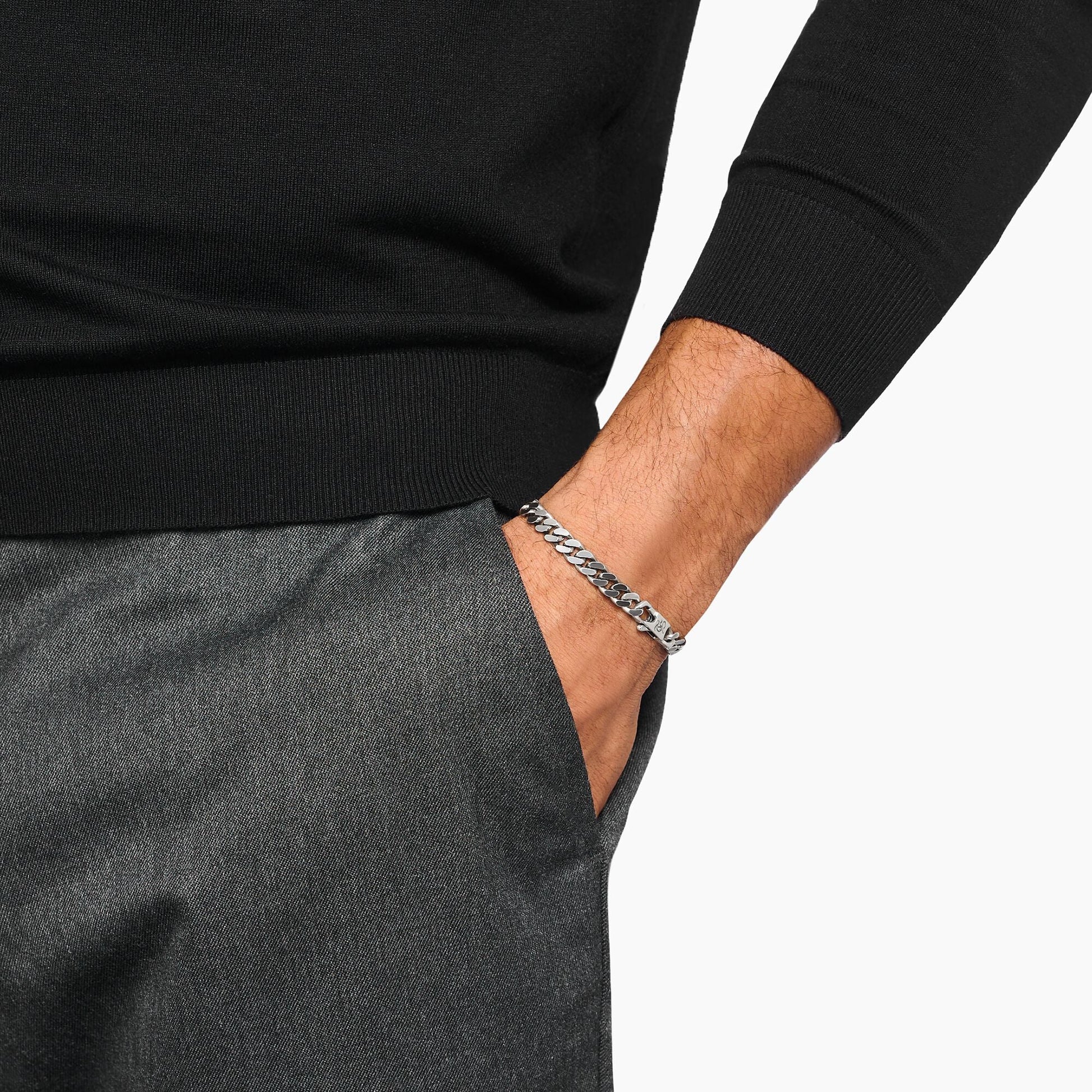 Sølv pansret armbånd 6,9 mm A2200 - 637 - 21 - Bjerveur.noSølv pansret armbånd 6,9 mm A2200 - 637 - 21