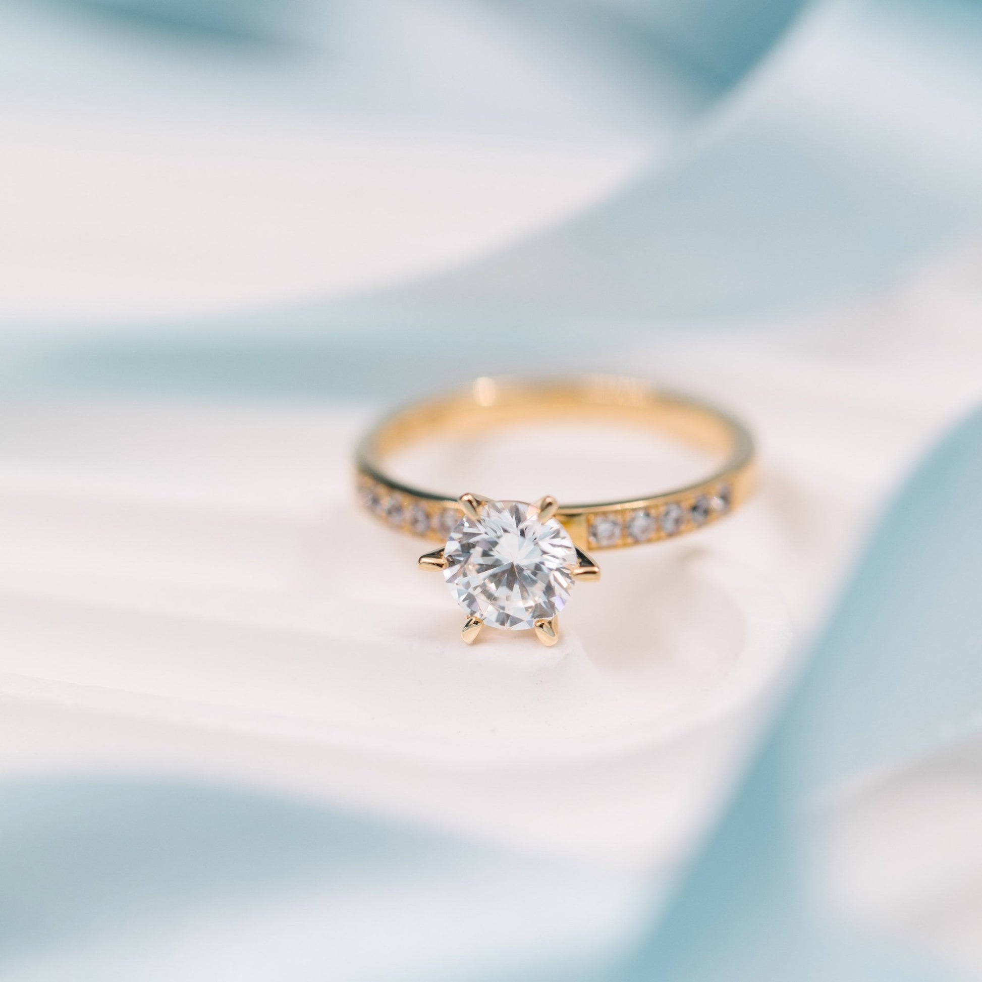 The crown ring gull LAB diamanter 1,20 c N240620 - Bjerveur.noThe crown ring gull LAB diamanter 1,20 c N240620