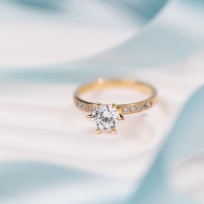 The crown ring gull LAB diamanter 1,20 c N240620 - Bjerveur.noThe crown ring gull LAB diamanter 1,20 c N240620