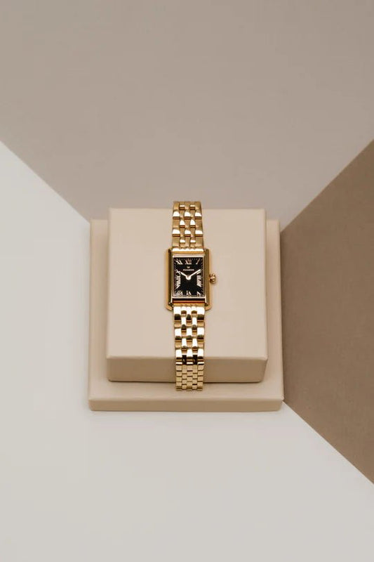 Timeless Gullfarget stål / Sort 18x22mm SKU | MO243 - Bjerveur.noTimeless Gullfarget stål / Sort 18x22mm SKU | MO243