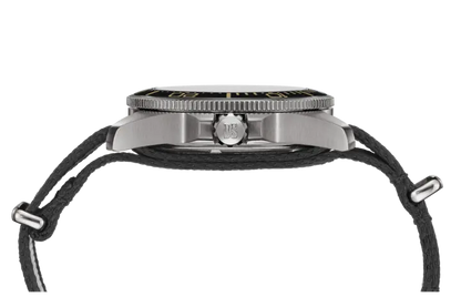 DS ACTION DIVER Reference: C032.607.48.051.00