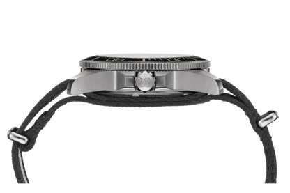 DS ACTION DIVER Reference: C032.607.48.051.00 - Bjerveur.noDS ACTION DIVER Reference: C032.607.48.051.00